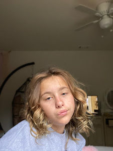 Meet your Posher, Makayla